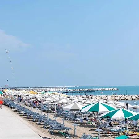 Amazing In Caorle Near Seabeach * Porto Santa Margherita di Caorle